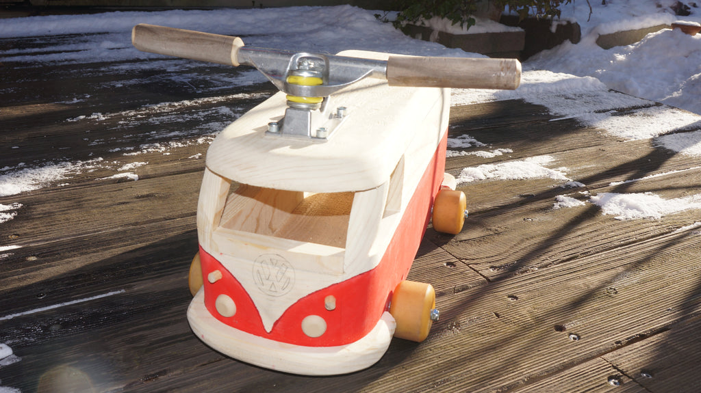 Holz-Bobby-Car im Bulli-Style Rot