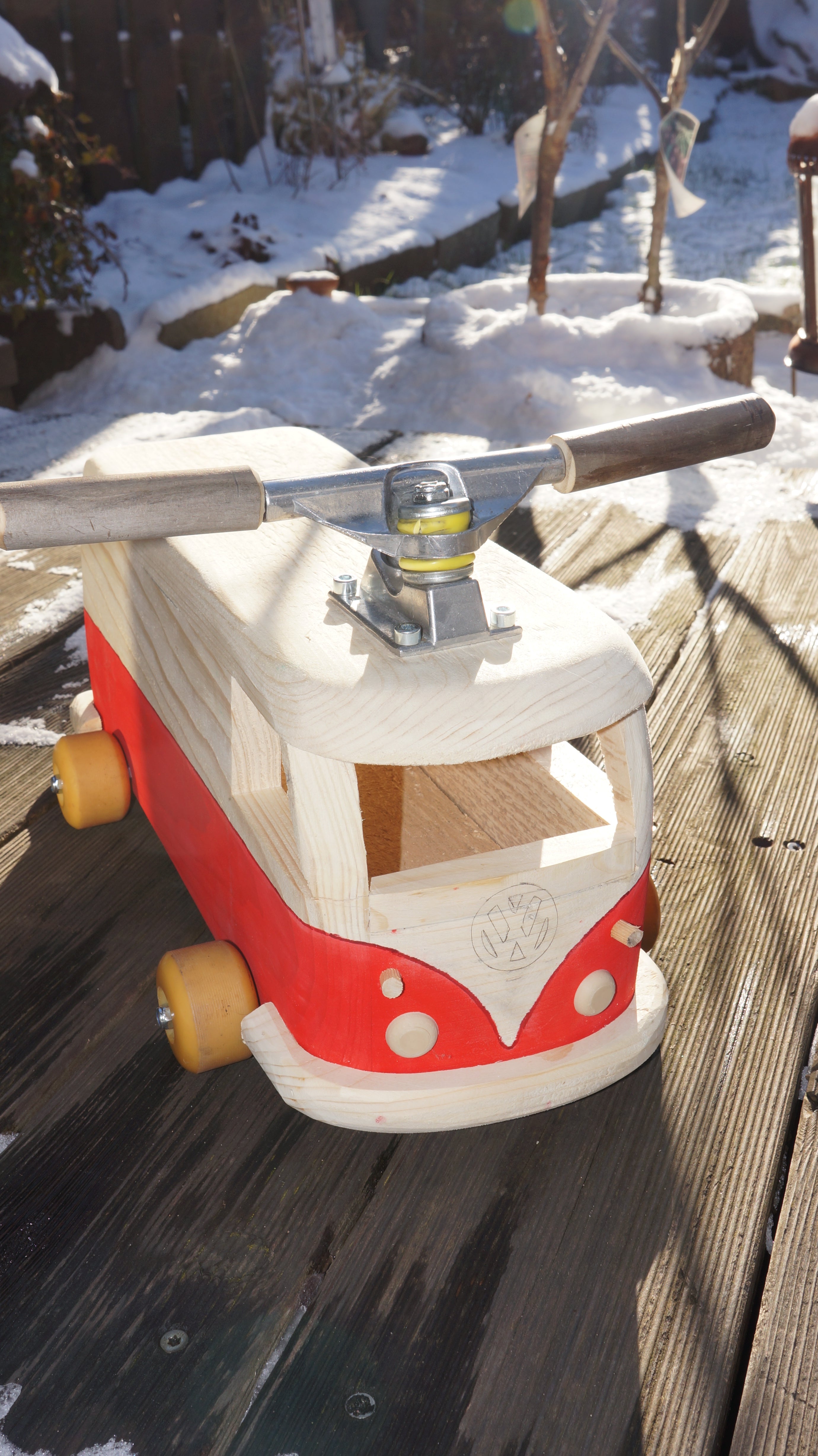 Holz-Bobby-Car im Bulli-Style Rot