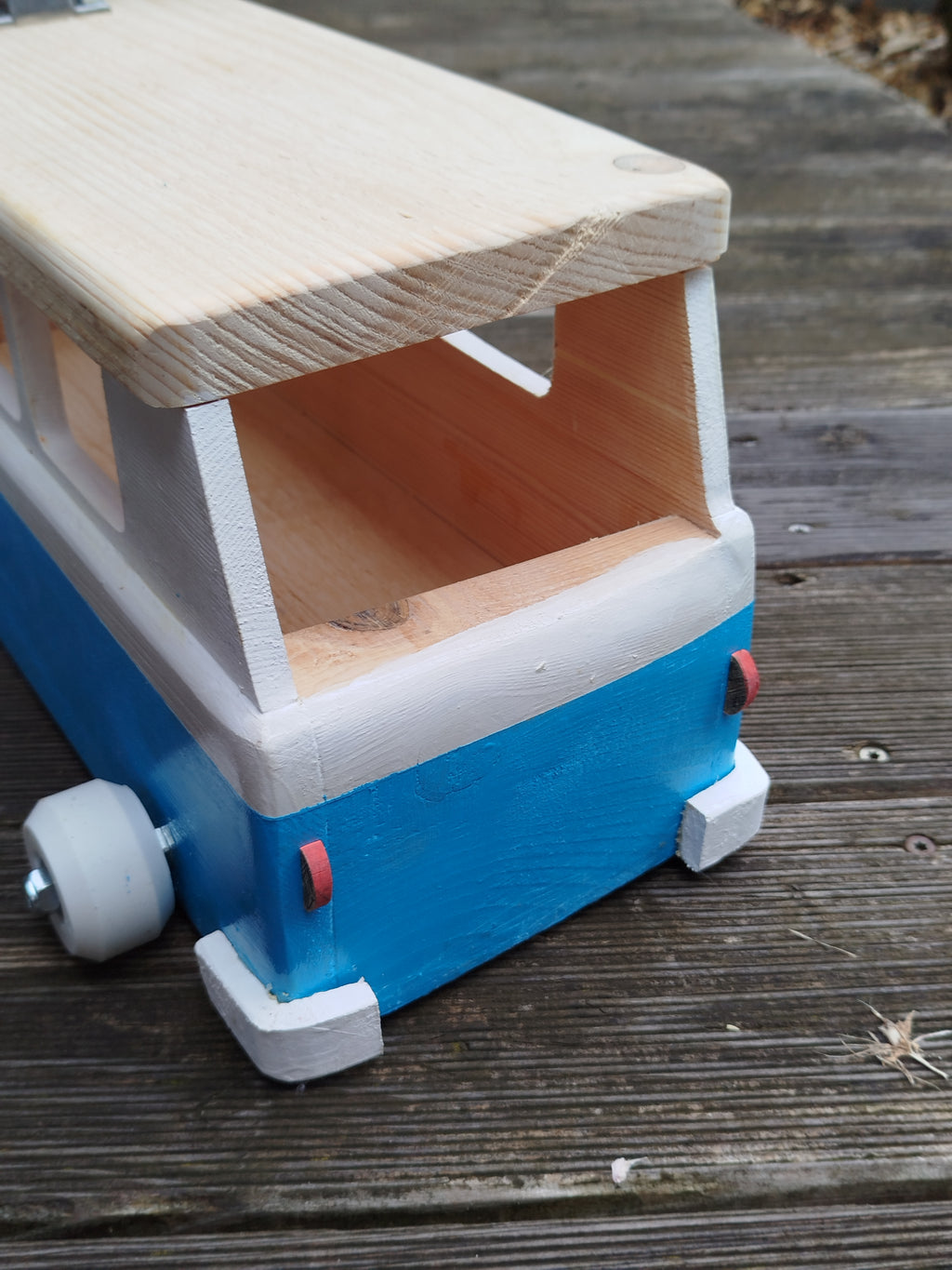 Holz-Bobby-Car "Barkas B1000" – Fahrbares Unikat
