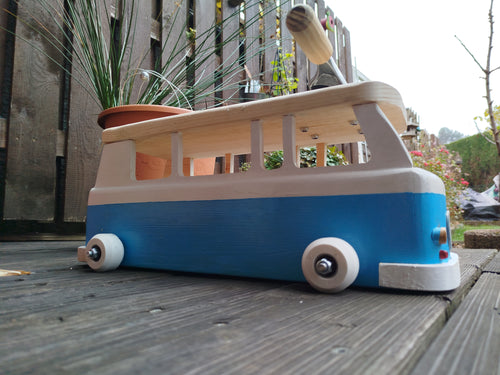 Holz-Bobby-Car "Barkas B1000" – Fahrbares Unikat
